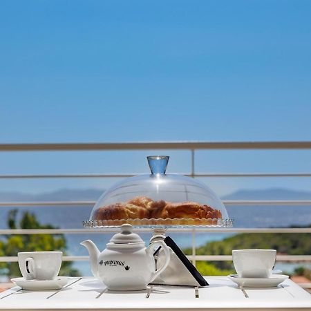 Mercury Beach Hotel Сант-Антиоко Экстерьер фото